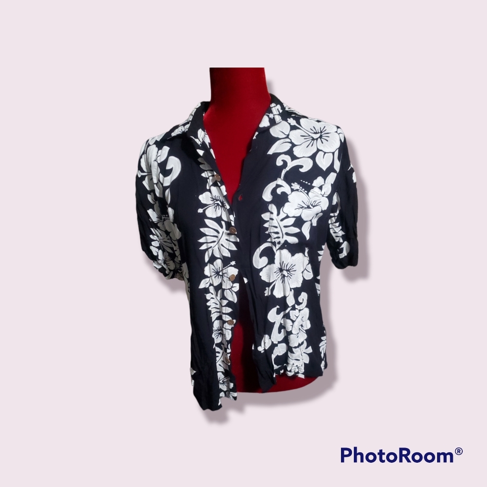 Hawaiian print shirt